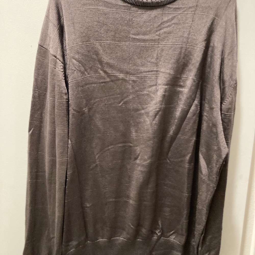 Soft Gray Crewneck Sweater Lightweight Knit